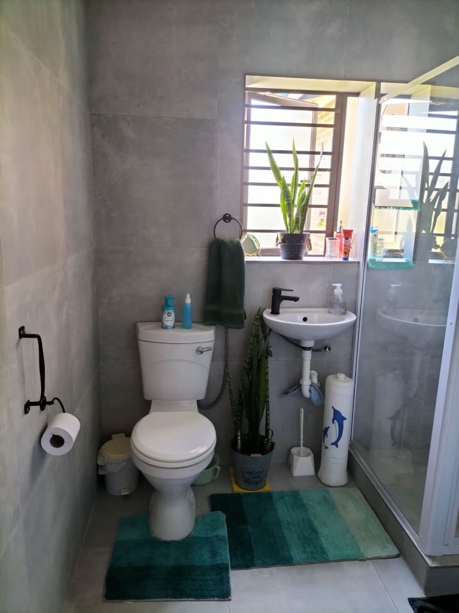 3 Bedroom Property for Sale in Ferreira Town Eastern Cape